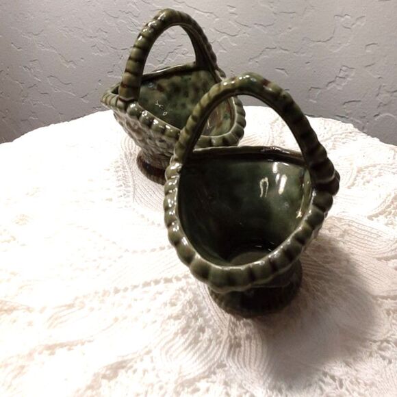 Small Green Baskets with fruit design on the sides ~Vintage~ Possible Shawnee - Picture 4 of 8